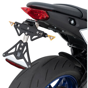BARRACUDA - Portatarga Regolabile Yamaha MT-09 2021>2022 - BARRACUDA Yamaha MT-09 2021 > 2022 - Portatarga
