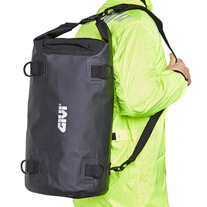 Borsa posteriore e sella EA114BK - GIVI