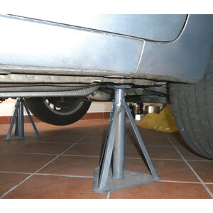 Cavalletto solleva auto - LAMPA