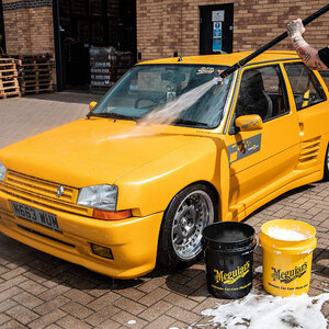 Shampoo con cera Ultimate Wash and Wax - MEGUIARS