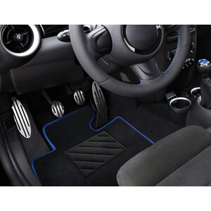Tappeti in moquette universale Easy - MINERVA Alfa Romeo 147, 159, Brera, GT, Spider, Chevrolet Aveo, Orlando, Citroen Berlingo, C1, C2