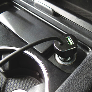 Cavo ricarica 12V + USB Ultra veloce QC3.0 - NOVAK
