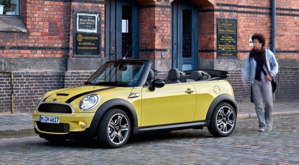 Nuova Mini Cabrio è pronta per la primavera