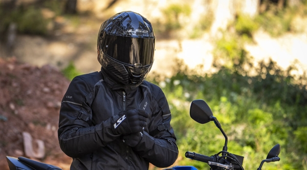 Il tuo casco è ancora sicuro?