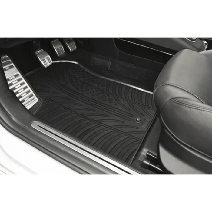 Tappeti in gomma-Pvc specifico Fiat 600 2023> Fiat 600 2023 > 5 porte cambio automatico LAMPA