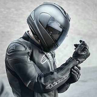 Abbigliamento moto per tutti gli stili